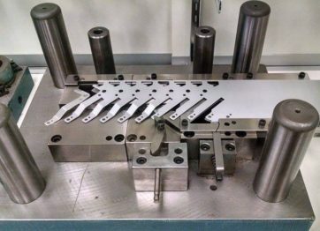 progressive-stamping die for aluminium produced in Vietnamese progressive stamping factory